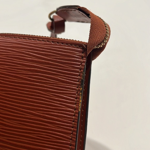 Louis Vuitton Epi Leather Clutch Pochette Bag in Rust Orange Brown - Picture 10 of 14